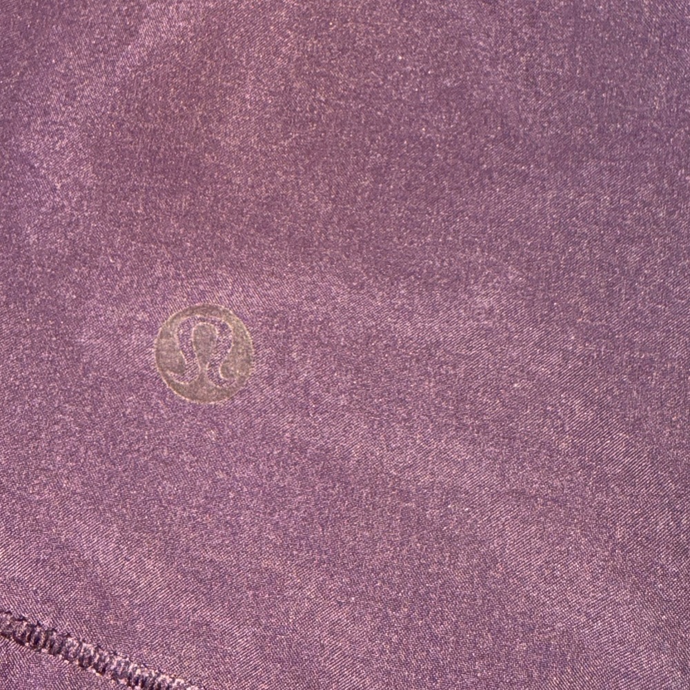 Pristine Lululemon Seek The Heat Short II Dark Adobe size: 8 - Picture 12 of 14